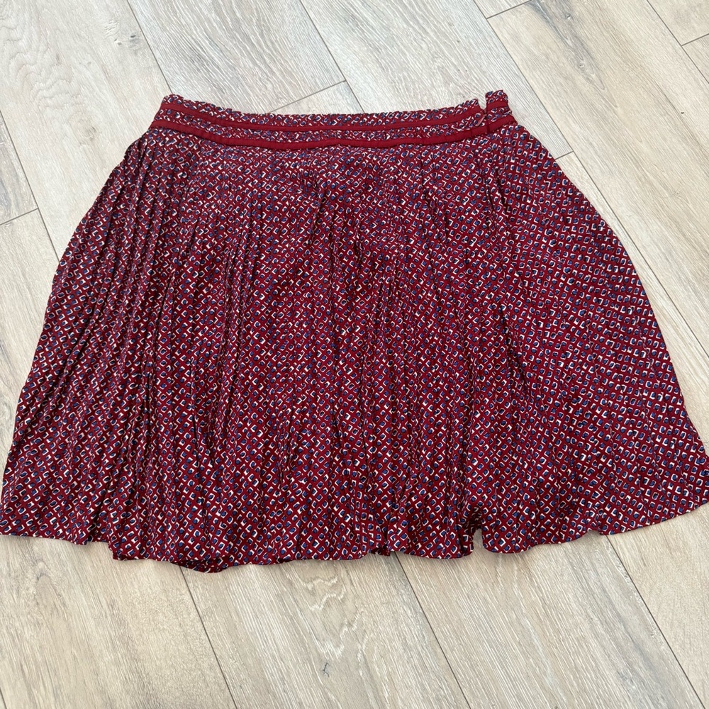 Banana Republic Red Patterned Mini Skirt size 12